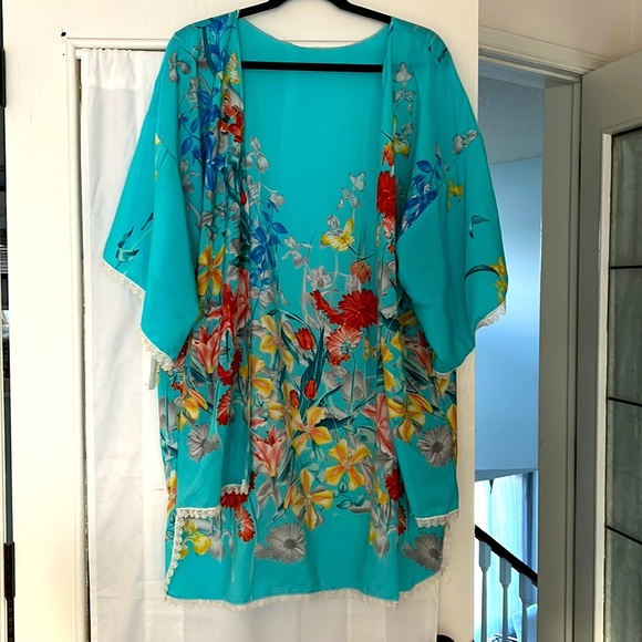 Kimono - Picture 1 of 1